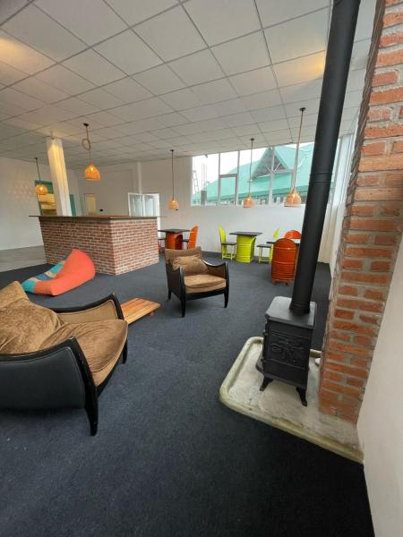 Journey Junction Hostel, Забронировать  Нувара-Элия округ Нувара-Элия
