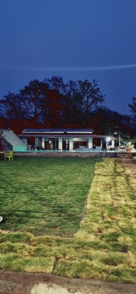 Hotel Surya Inn, Забронировать  Kānsrao Уттаракханд