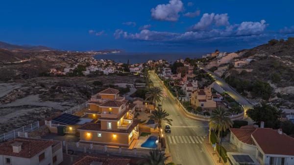 Villa María, Забронировать  Отели Коста-Бланка с бассейном, Бассейн