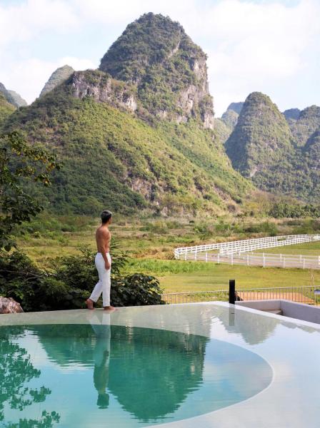 Yangshuo One Thousand and One Courtyard Views B&B, Забронировать  Яншо Гуанси