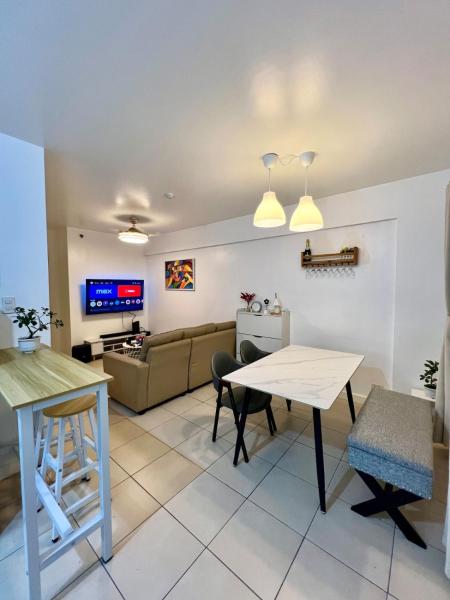 NestNook in Acacia Estates, Забронировать  Тагиг Манила