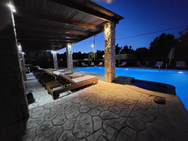 Ilaira Beach Apartments, Забронировать  Храни Messinia