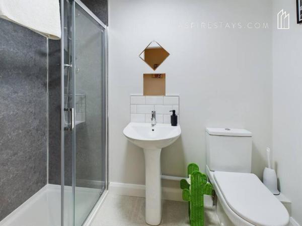 Cozy unit in Belfast, Забронировать  Белфаст Графство Антрим