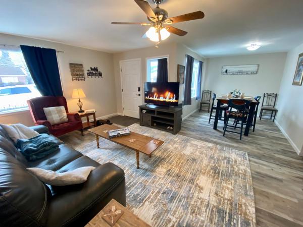Bo\s Copper City Charmer, easy Freeway Access, open floorplan, Забронировать  Бьютт штат Монтана