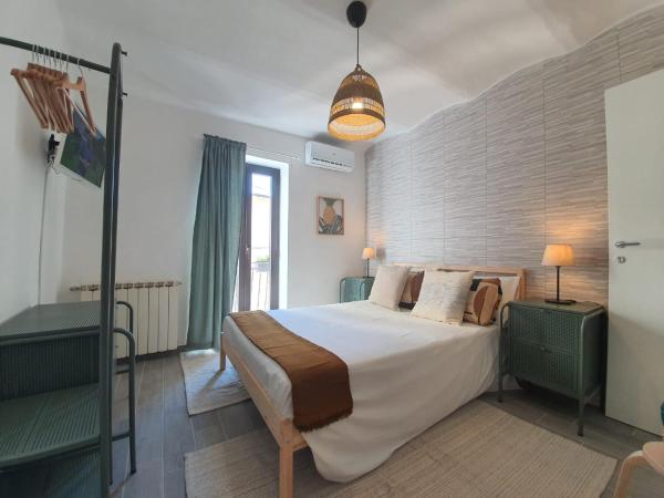 CASA DINA - Fondi Vertice Rooms, Забронировать  Фонди Побережье Лацио