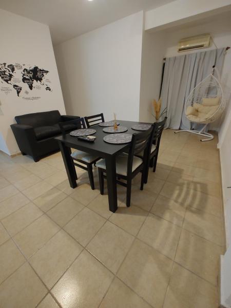 Dpto Nuevocentro Shopping CON ESTACIONAMIENTO GRATIS, Забронировать  Отели Кордовы с парковкой, Парковка