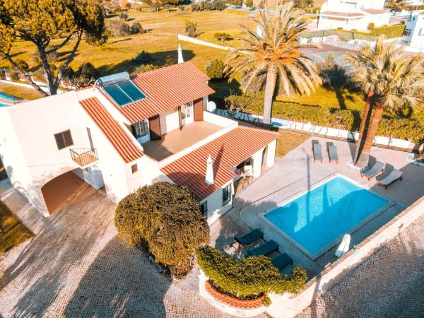 Villa Angélica - Cozy Homestay, Забронировать  Албуфейра Барловенто