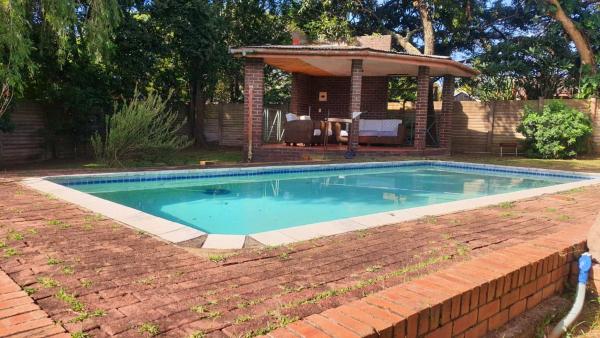 Upload Guest House, Забронировать  Питермарицбург Midlands