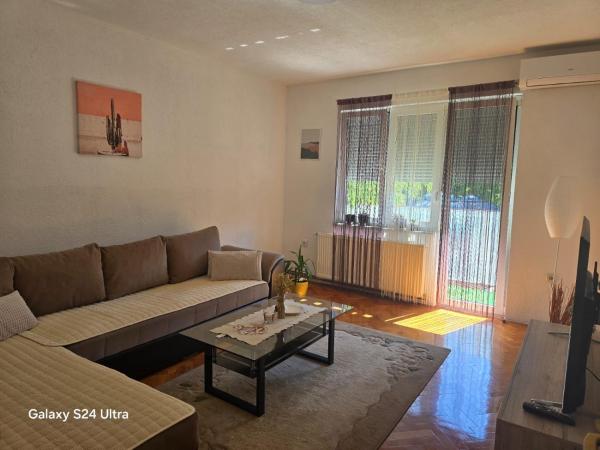 Apartman PARK, Забронировать  Бихач Федерация Боснии и Герцеговины