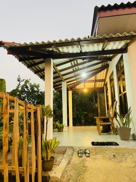 Nithu Villa, Забронировать  Отели Округа Галле с парковкой, Парковка