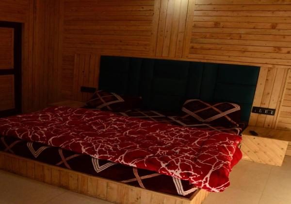 Green valley homestay, Забронировать  Khajjiar штат Химачал-Прадеш