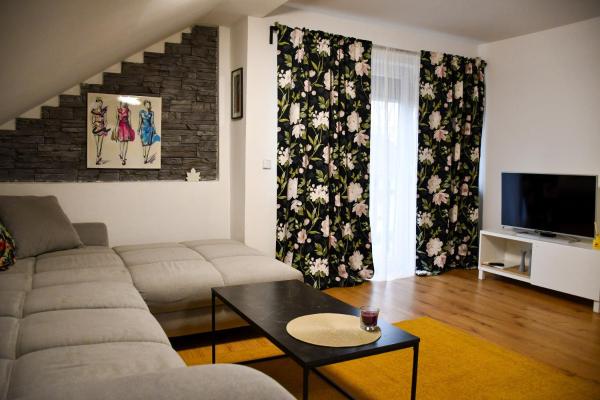 House in Village apartman Jelić, Забронировать  Topolovac Сисацко-Мославинская жупания