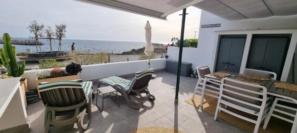 Oceanfront Villa - Tenerife South, Забронировать  Сан-Мигель-де-Абона 