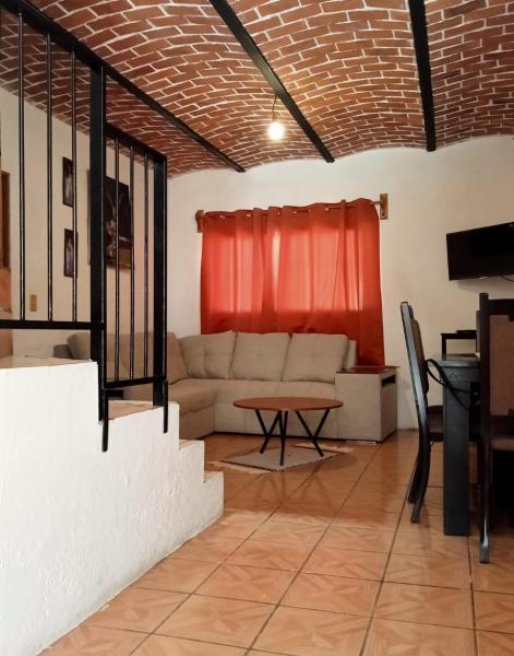 Casa Brisa, Забронировать  Отели в центре Тапальпы, в центре