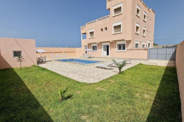 Villa met Privézwembad en Adembenemend Zeezicht, Забронировать  Tighza Восточная область