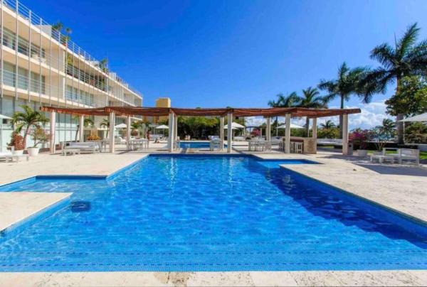 3 BR, Ocean View, Gym/Parking, Забронировать  Плая-дель-Кармен Кинтана-Роо