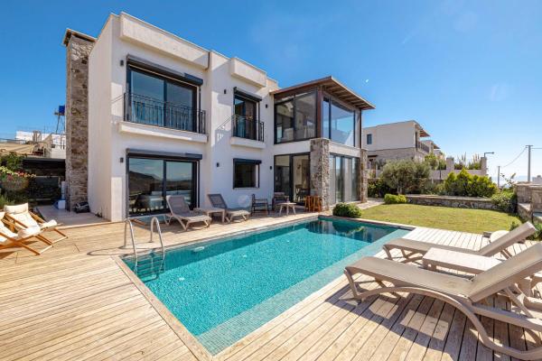 Elegant Villa Private Pool & Stunning Views, Забронировать  Бодрум Мугла