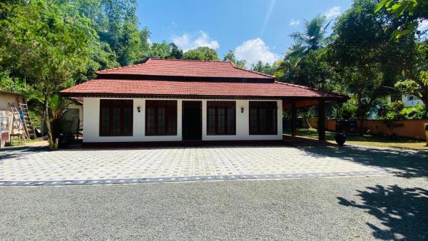 RED ROSE HOLIDAY HOUSE, Забронировать  Мартара Матара, рядом с Форт Матара