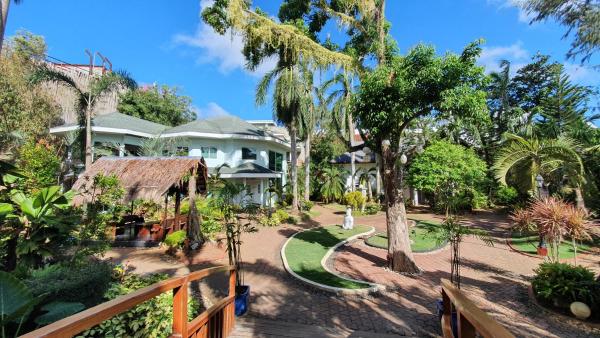 Pinjalo Resort Villas - Jade Hill Project Property Development