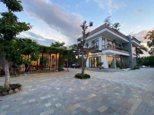 Tản Đà Lake View Ba Vì - Venue Travel, Забронировать  Отели Ханоя с бассейном, Бассейн