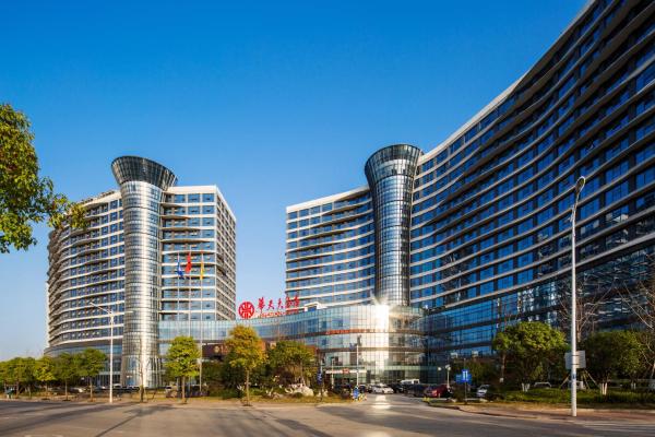 Zhangjiajie Huatian Hotel, Забронировать Отель Отели Йонг Дин 4 звезды, 4*