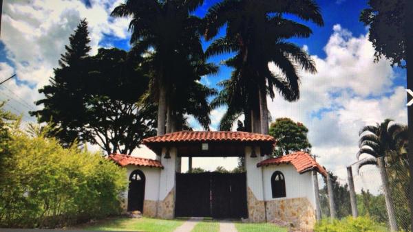 Casa Campestre Vista Hermosa, Забронировать  Отели департамента Сантандера с бассейном, Бассейн