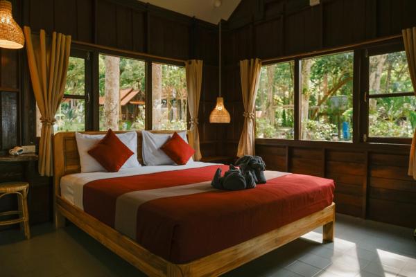 JOY Bungalow Resort and Restaurant, Забронировать Гостевой дом Ко-Джум Краби