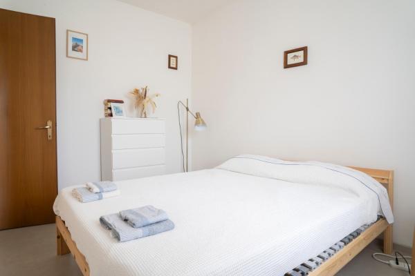 Modern Beach Apartment Near Forte dei Marmi, Забронировать  Марина-ди-Масса Apuana coast