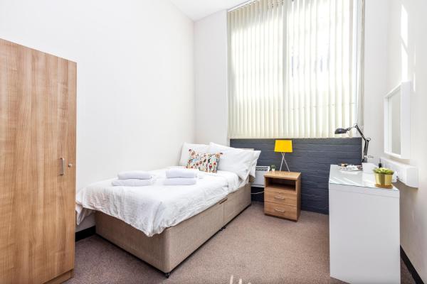 JOIVY Meadows Park En-Suite Rooms