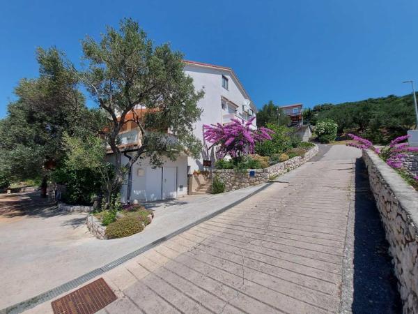 Apartments with parking space Palit - Rab - 24108, Забронировать  Раб остров Раб