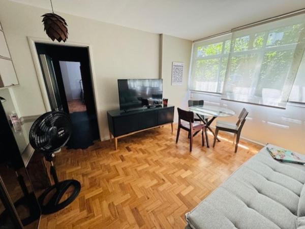 Apezinho 5 minutes from Leblon beach, Забронировать  Леблон Рио-де-Жанейро