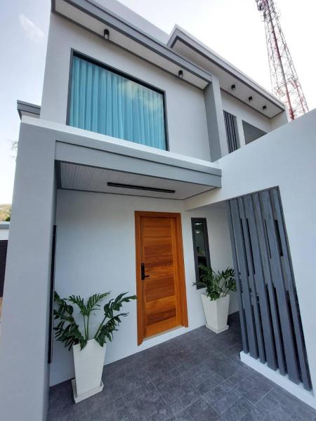 Pool Villa Kata Patak Road 3BR