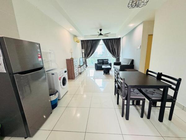 Complete facility with MRT, KL and Pool view, Забронировать  Куала-Лумпур Федеральная территория Куала-Лумпур