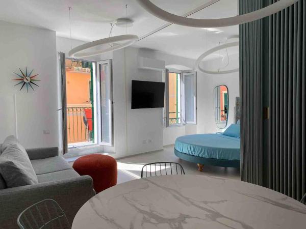 Italove Riomaggiore Lux Exclusive Apt with balcony, Забронировать  Риомаджоре Чинкве-Терре