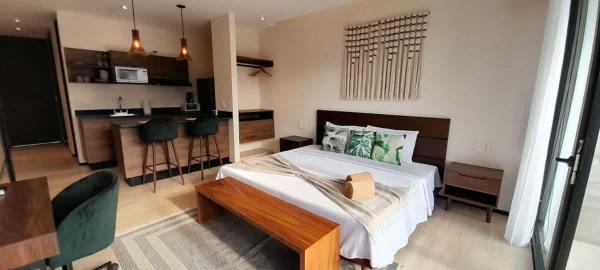 Master King Suite with Common Rooftop Pool Gym Wfi, Забронировать  Отели в центре Тулум, в центре