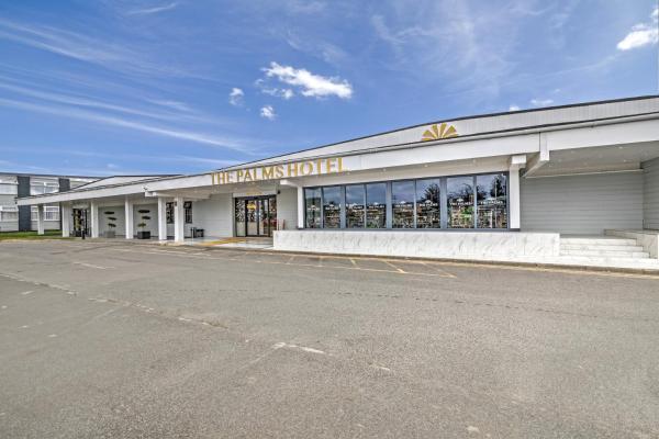 Dancenter Lux Resort London City M25, Забронировать Курортный отель Отели Ингейтстоуна 3 звезды, 3*