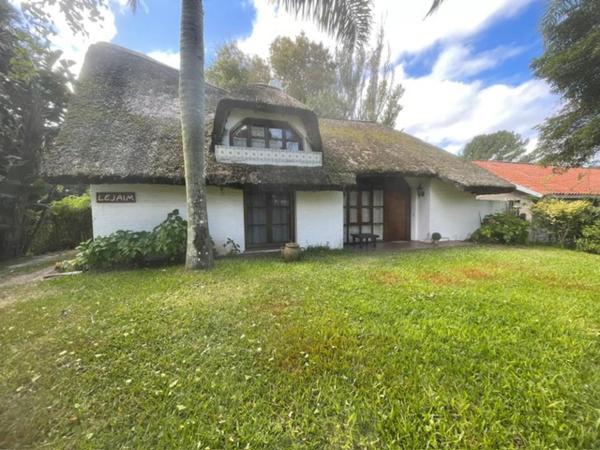 Casa a 2 cuadras mar Hasta 14 personas, Забронировать  Пунта-дель-Эсте Punta del Este and Vicinity