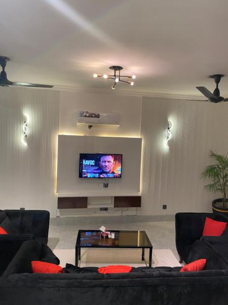 Modern 2BR Retreat F-11, Забронировать  Исламабад Пакистан