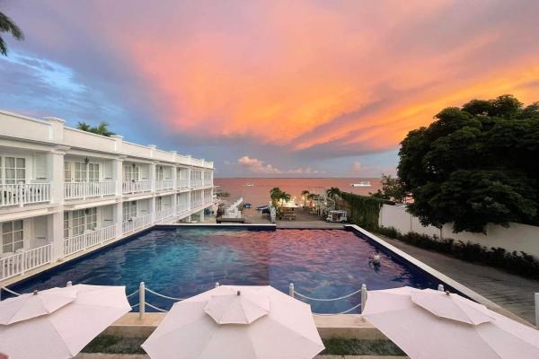 The Mark Resort Cebu, Забронировать  Отели Себу с парковкой, рядом с Памятник Мактан Шрайн, Парковка