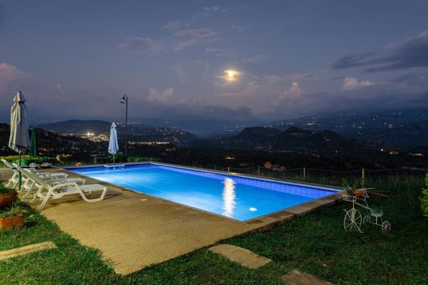 FINCA CON VISTA DESLUMBRANTE - Rinconada, descanso total, Забронировать  Апуло Кундинамарка