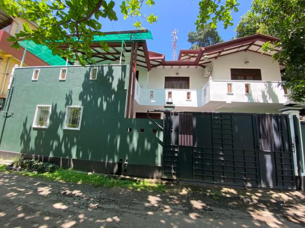 Jayamal Piyasa Apt, Забронировать  Амбалангода Округ Галле