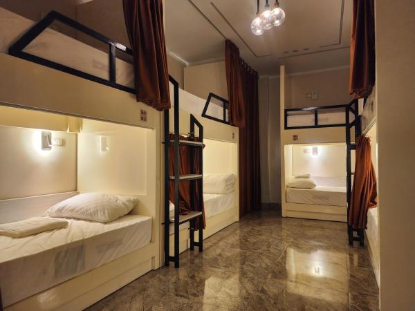 Hana Stay Hostel, Забронировать  Аль-Луксор мухафаза Кена