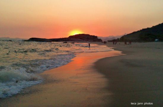 Pousada por do sol, Забронировать  Отели штата Рио-де-Жанейро с парковкой, Парковка