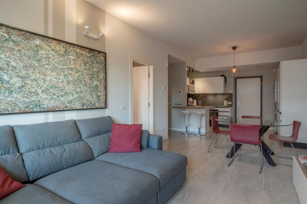 Conti Comfort Suite Battaglia Appartamenti, Забронировать  Милан Ломбардия
