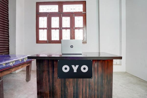 Hotel O by OYO Ayush And Restaurants, Забронировать  Отели Аллахабад 3 звезды, 3*