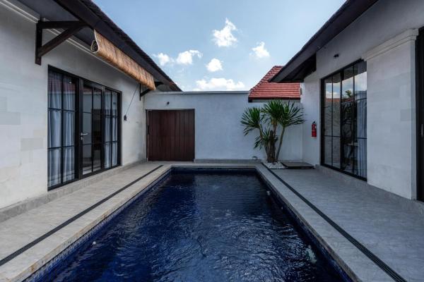 Blue Marlin Legian Villa