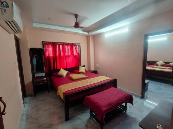 PN Samy Happy Stay, Забронировать  Отели Пондичерри с парковкой, Парковка