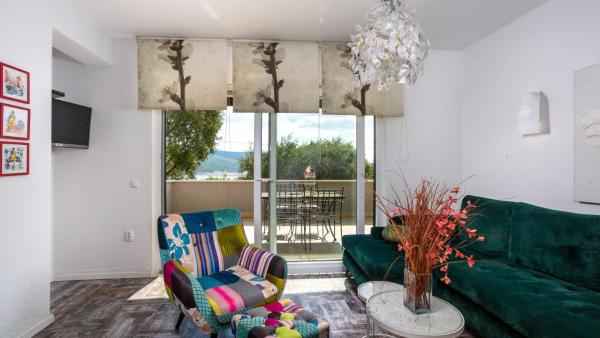 Villa Lucija with pool island Krk by Villas Guide, Забронировать  Корнич остров Крк