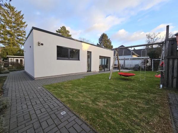Stylisch Villa in Hannover Isernhagen, Забронировать  Ганновер Нижняя Саксония