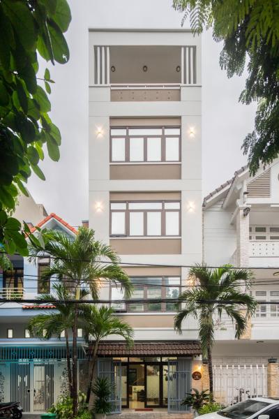 Luxury Home Da Nang 4 bedrooms - 790 meters from My Khe beach - Bespoke AI Laundry & Washing Machines, Забронировать  Дананг Дананг муниципалитет